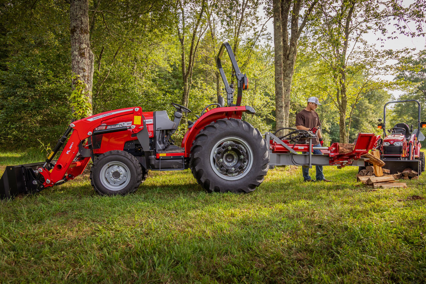 MF 1800 M Series | Woods Massey Ferguson Red Implement Instant Rebate with MF Tractor Purchase